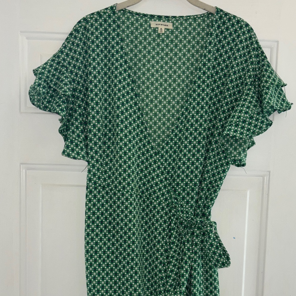 Max Studio Green Geometric High-Low Wrap Dress Medium